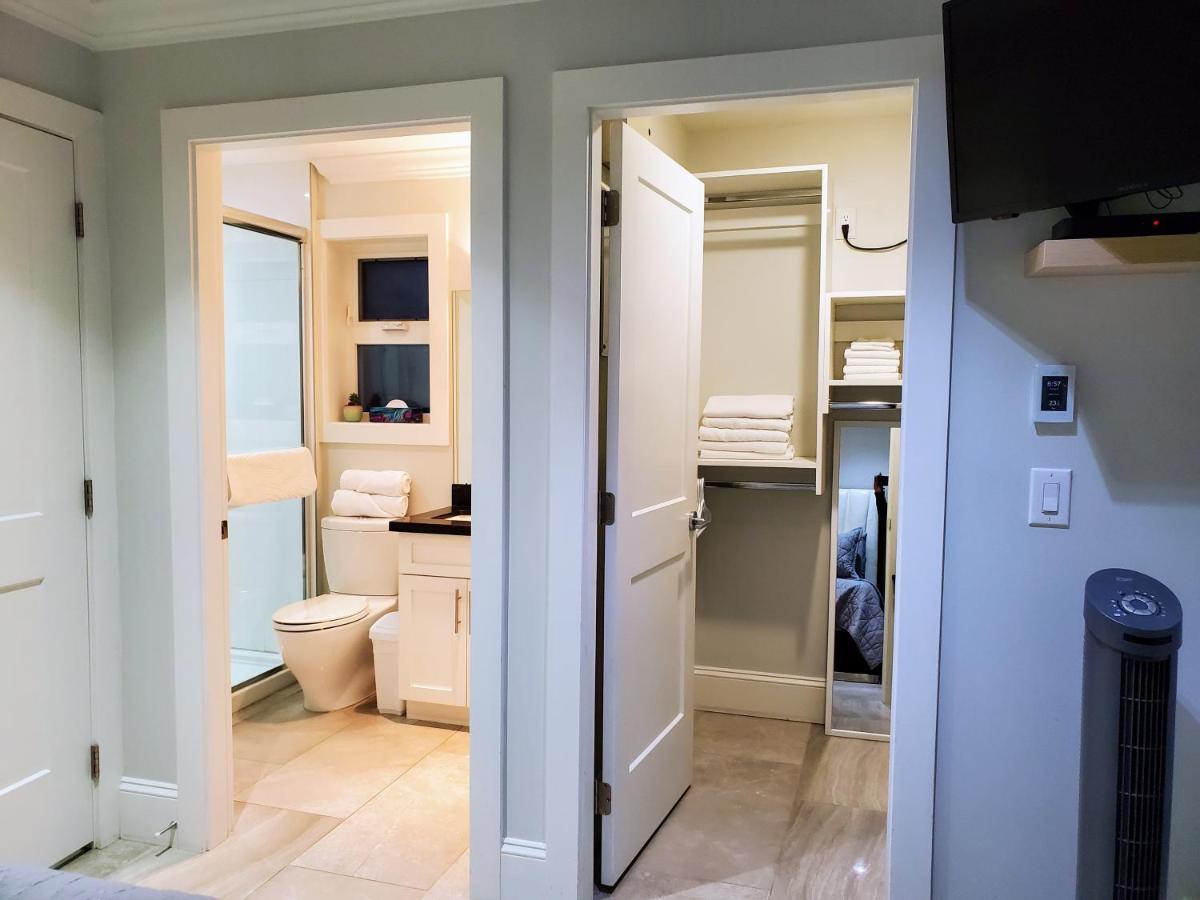 New Urban Modern Main Street House Villa แวนคูเวอร์ ภายนอก รูปภาพ